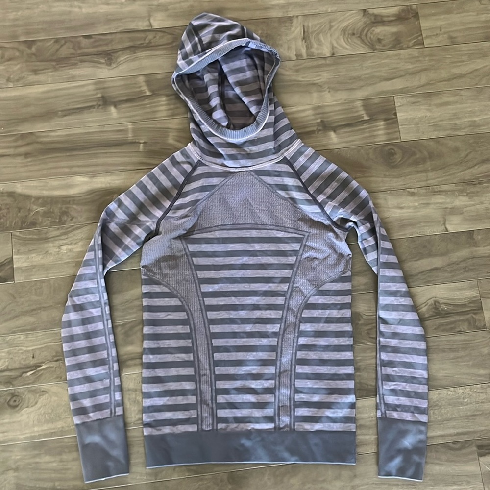 Ivivva by Lululemon Pullover Top Shirt